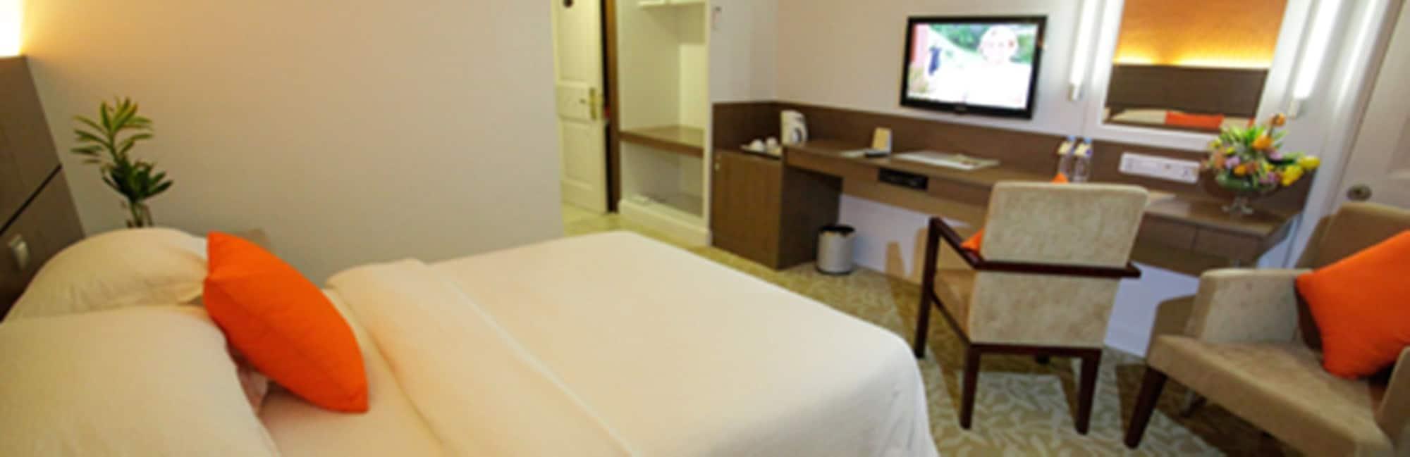 The Royal Mandaya Hotel Davao City Buitenkant foto