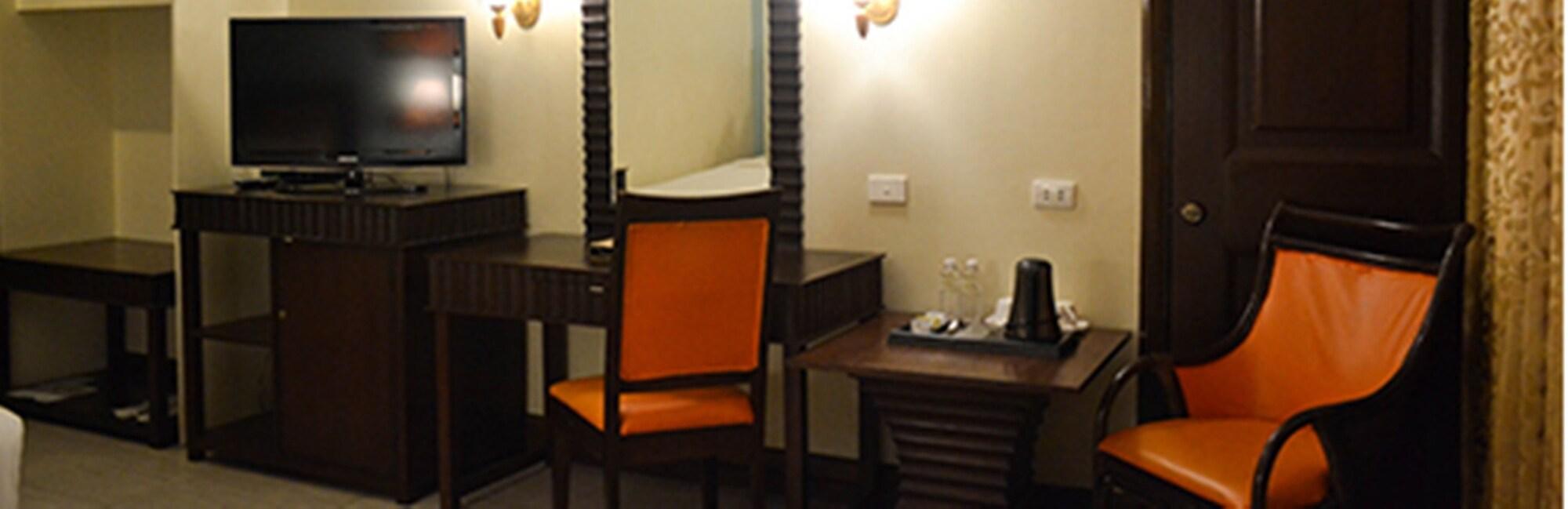 The Royal Mandaya Hotel Davao City Buitenkant foto