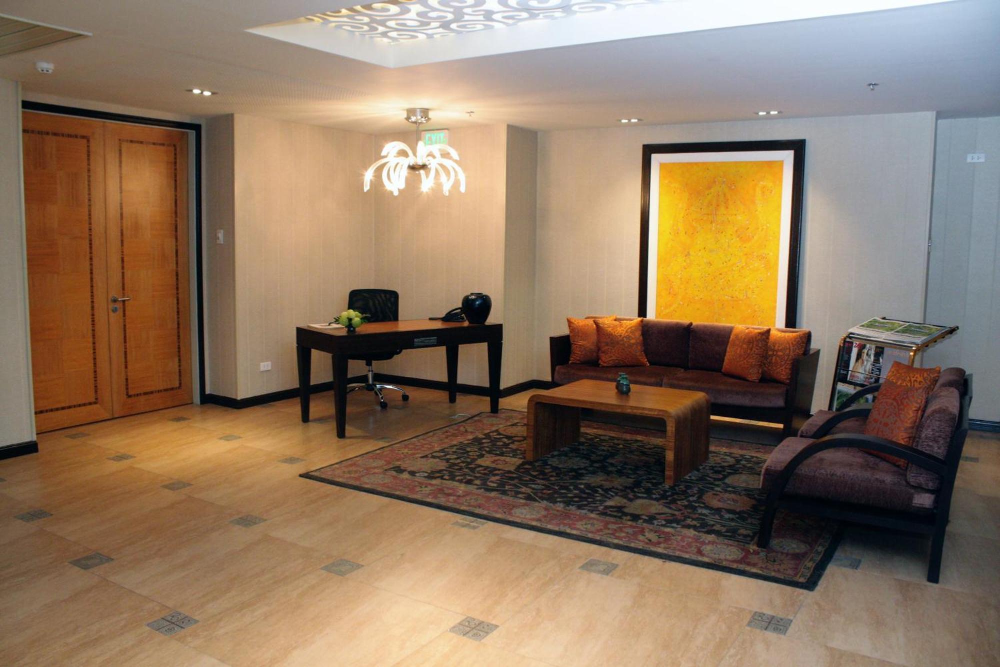 The Royal Mandaya Hotel Davao City Buitenkant foto