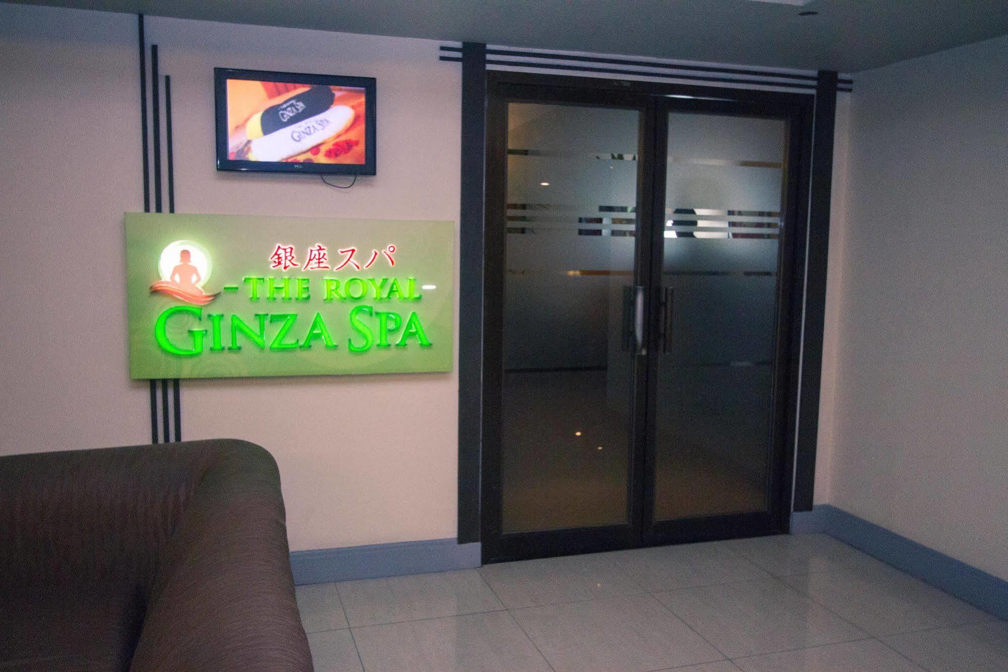 The Royal Mandaya Hotel Davao City Buitenkant foto